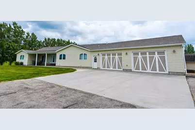 13977 330th Street NW, Newfolden, MN 56738 - Photo 2