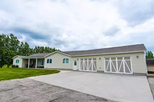 13977 330th St NW, Newfolden, MN 56738 - Photo 2