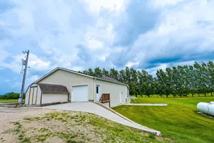 13977 330th St NW, Newfolden, MN 56738 - Photo 96