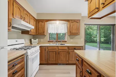 2079 Asplund Road, New Richmond, WI 54017 - Photo 8