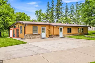 41806 Davenport St NE, Braham, MN 55006 - Photo 4