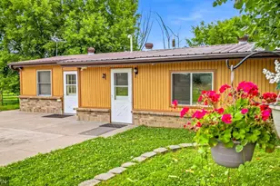 41806 Davenport St NE, Braham, MN 55006 - Photo 6