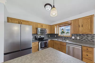 5232 Kingsbury Place NW, Rochester, MN 55901 - Photo 4