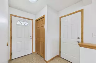 5232 Kingsbury Pl NW, Rochester, MN 55901 - Photo 12
