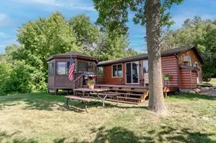 3849 Fanny Lake Rd NE, Cambridge, MN 55008 - Photo 10