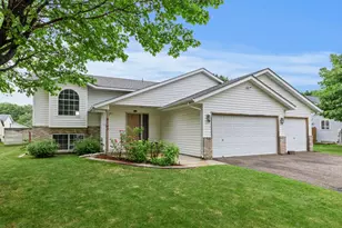 9143 Brunswick Ave N, Brooklyn Park, MN 55443 - Photo 2