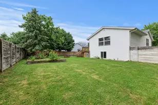 9143 Brunswick Ave N, Brooklyn Park, MN 55443 - Photo 10