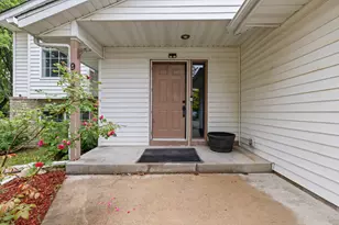 9143 Brunswick Ave N, Brooklyn Park, MN 55443 - Photo 8