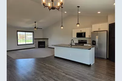 1363 Cullen Street, Saint Peter, MN 56082 - Photo 12
