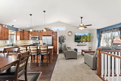12012 Mayview Cove, Lindstrom, MN 55045 - Photo 8