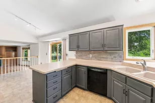 3698 Willbrook Ct, Eagan, MN 55123 - Photo 10