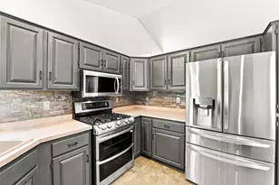 3698 Willbrook Ct, Eagan, MN 55123 - Photo 8