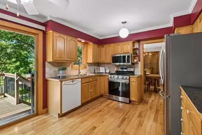 13881 Holyoke Lane, Apple Valley, MN 55124 - Photo 2