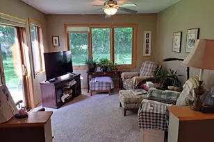 12998 Evergreen Dr, Lindstrom, MN 55045 - Photo 10