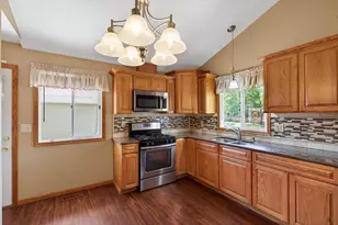 1619 McLean Ave, Saint Paul, MN 55106 - Photo 12