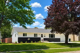 1803 Knight Ave N, Glencoe, MN 55336 - Photo 2