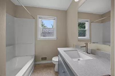 577 38th Avenue NE, Columbia Heights, MN 55421 - Photo 4