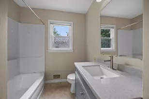 577 38th Ave NE, Columbia Heights, MN 55421 - Photo 4