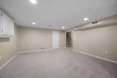 577 38th Avenue NE, Columbia Heights, MN 55421 - Photo 8