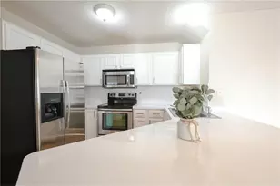 1727 Riverwood Dr, Burnsville, MN 55337 - Photo 4