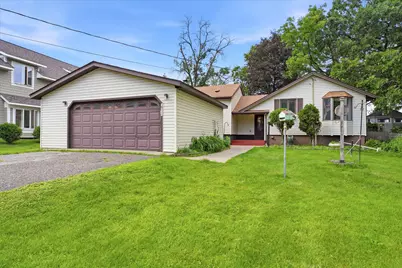 10226 S Shore Drive, Plymouth, MN 55441 - Photo 4