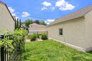 2128 Juno Ave, Saint Paul, MN 55116 - Photo 32