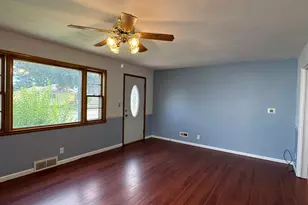 932 Willow St, Fairmont, MN 56031 - Photo 6