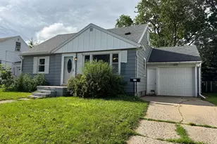 932 Willow St, Fairmont, MN 56031 - Photo 1