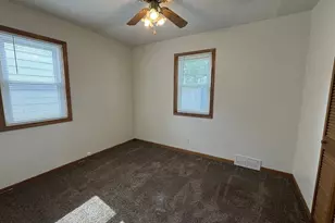 932 Willow St, Fairmont, MN 56031 - Photo 12