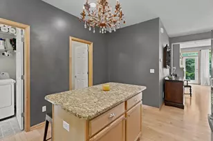 10736 Falling Water Ln, Woodbury, MN 55129 - Photo 22