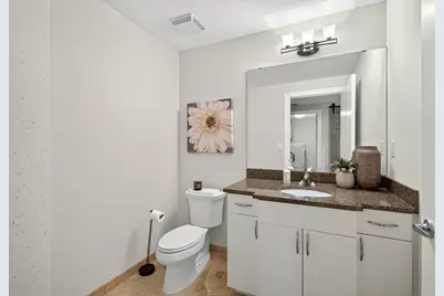 215 10th Avenue S #514, Minneapolis, MN 55415 - Photo 42