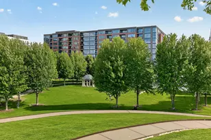 215 10th Ave S, Minneapolis, MN 55415 - Photo 52