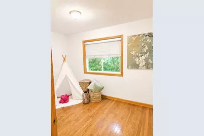 601 Annapolis Street E, Saint Paul, MN 55118 - Photo 6