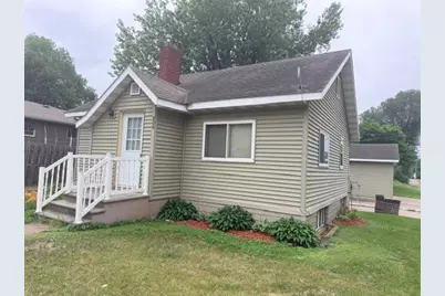 806 1st Avenue NE, Little Falls, MN 56345 - Photo 2