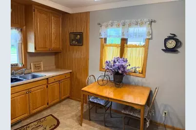806 1st Avenue NE, Little Falls, MN 56345 - Photo 6
