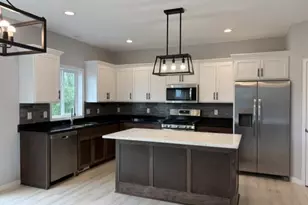 987 45th Ave NE, Saint Cloud, MN 56304 - Photo 4