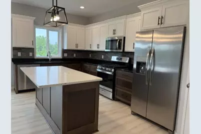 987 45th Avenue NE, Saint Cloud, MN 56304 - Photo 6