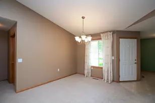820 Greensview Ct NW, Hutchinson, MN 55350 - Photo 8