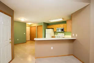 820 Greensview Ct NW, Hutchinson, MN 55350 - Photo 12