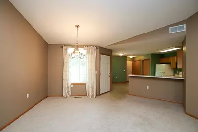 820 Greensview Court NW, Hutchinson, MN 55350 - Photo 10