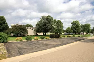 820 Greensview Ct NW, Hutchinson, MN 55350 - Photo 26