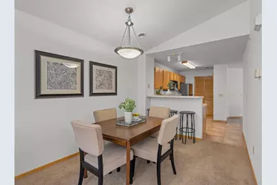 2225 Ranchview Lane N #2, Plymouth, MN 55447 - Photo 8