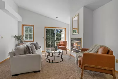 2225 Ranchview Lane N #2, Plymouth, MN 55447 - Photo 4