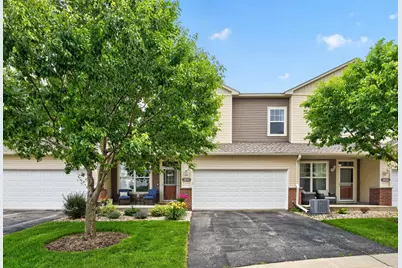 5032 Cherrybark Lane SE, Rochester, MN 55904 - Photo 2