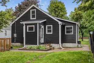 87 Wheelock Parkway W, Saint Paul, MN 55117 - Photo 2
