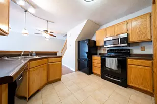 1984 Glenfield Ct, Eagan, MN 55122 - Photo 10