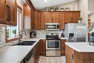 1632 Jefferson St S, Cambridge, MN 55008 - Photo 8