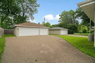 6738 Knoll Street N, Golden Valley, MN 55427 - Photo 28