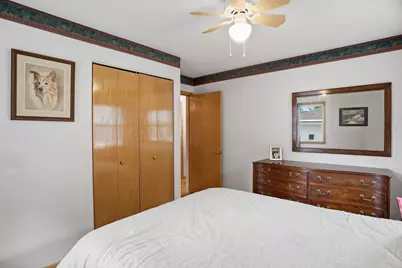 6738 Knoll Street N, Golden Valley, MN 55427 - Photo 16