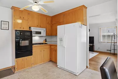 6738 Knoll Street N, Golden Valley, MN 55427 - Photo 10